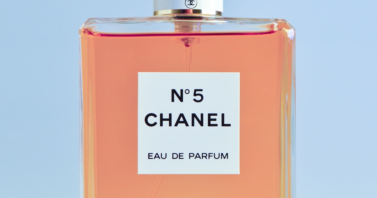 น้ำหอมกลิ่นมัสก์ (Musk) คืออะไร ทำไมถึงเป็นกลิ่นยอดนิยม 2026